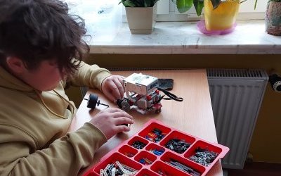 Zajęcia w ramach projektu unijnego „Doświadczaj i eksperymentuj”