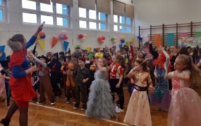 Bal karnawałowy w klasach 1-3