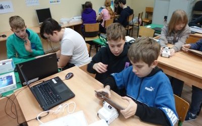 Zajęcia z wykorzystaniem robota CodeyRocky