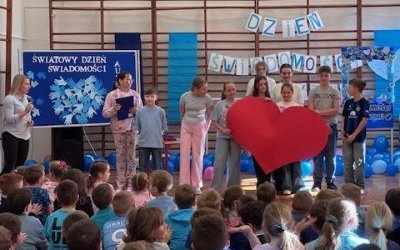 Wydarzenie Zwiększające Świadomość na Temat Autyzmu w Naszej Szkole