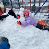 Lekcja wychowania fizycznego na śniegu. (7)