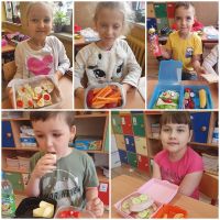 Uczniowie wspólnie spożywający zdrowe śniadanie (13)